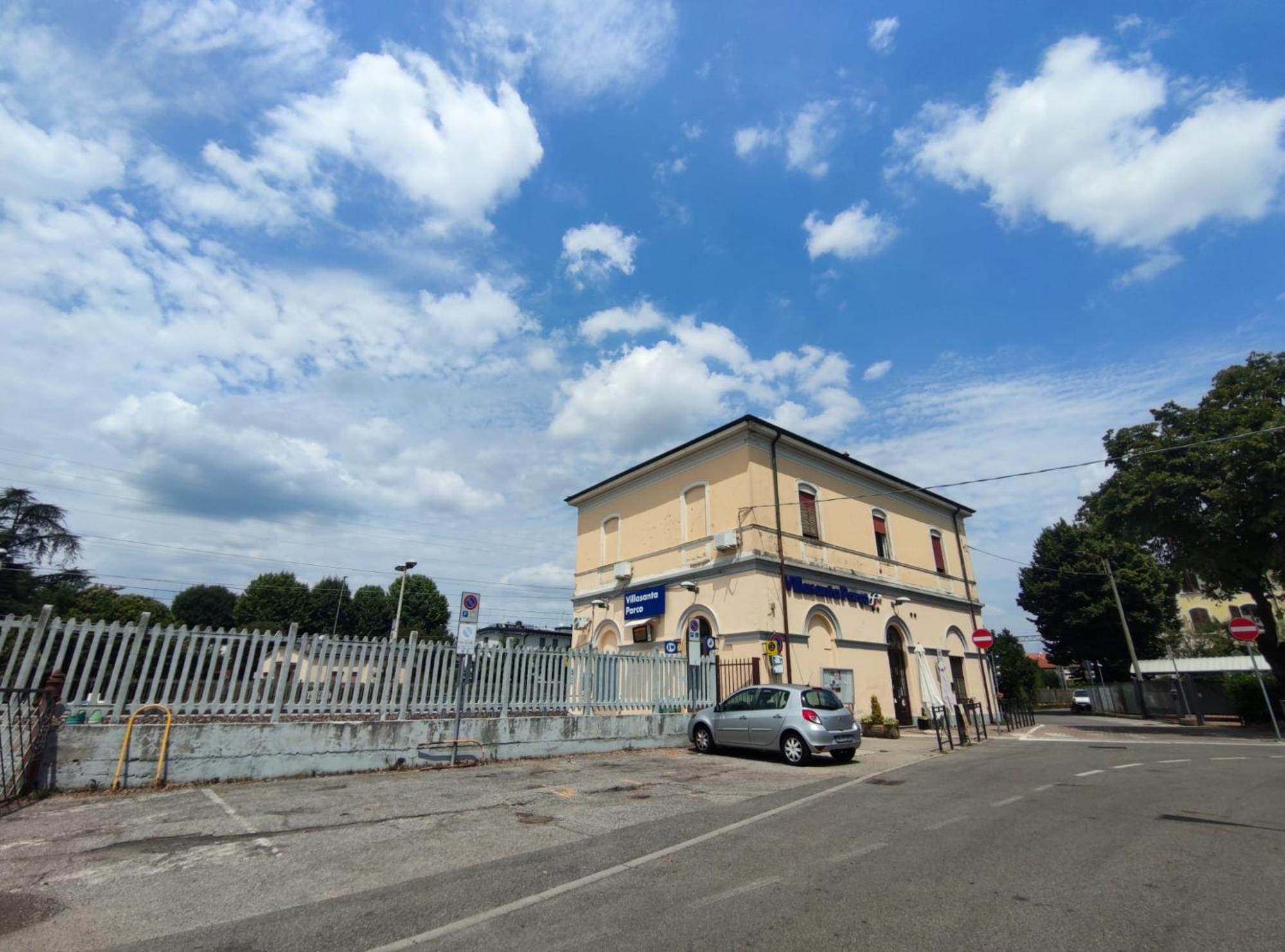 Moma Home Villasanta Monza Buitenkant foto